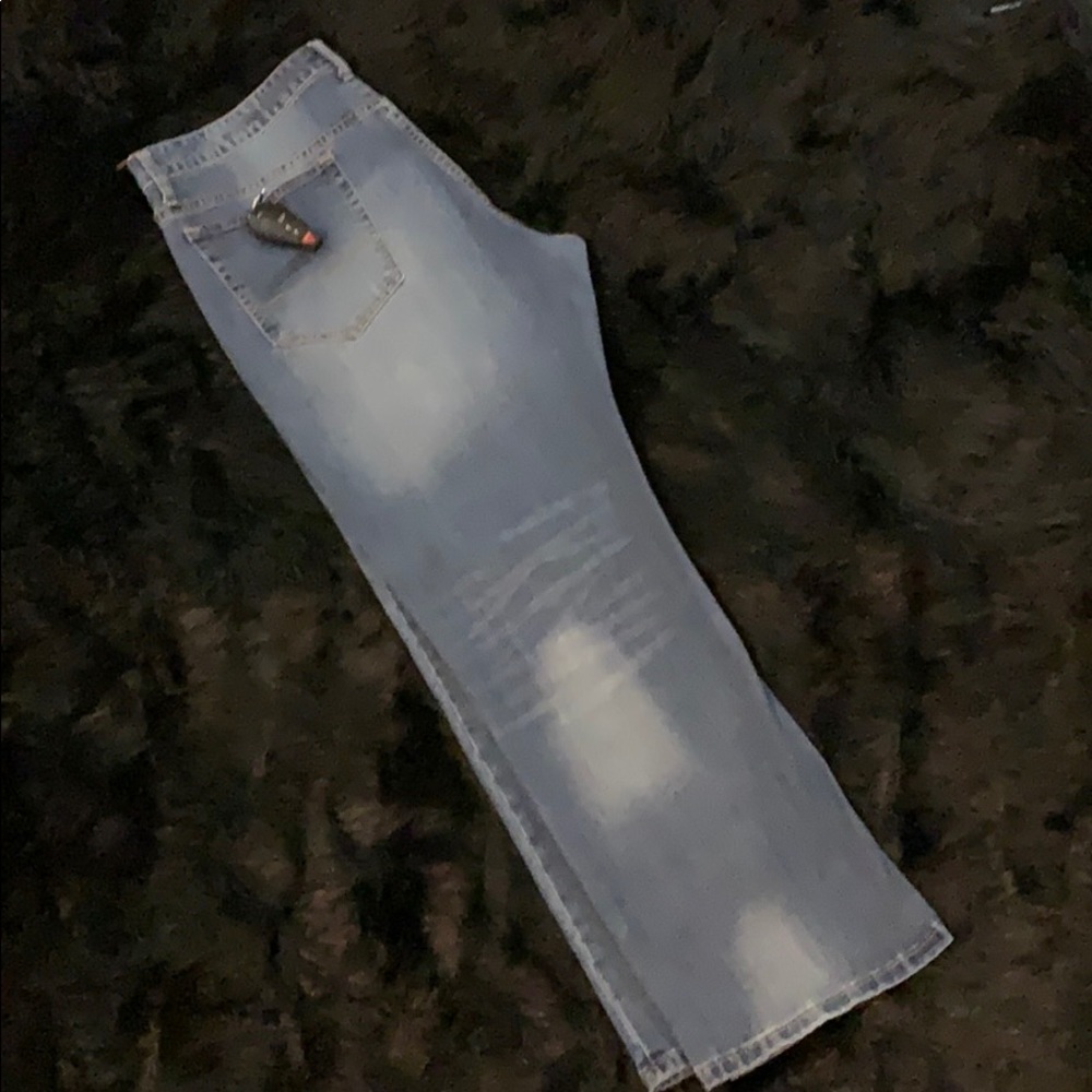 SOLD IZOD Men’s 40 x 32 Relaxed Fit Jeans - Picture 3 of 8